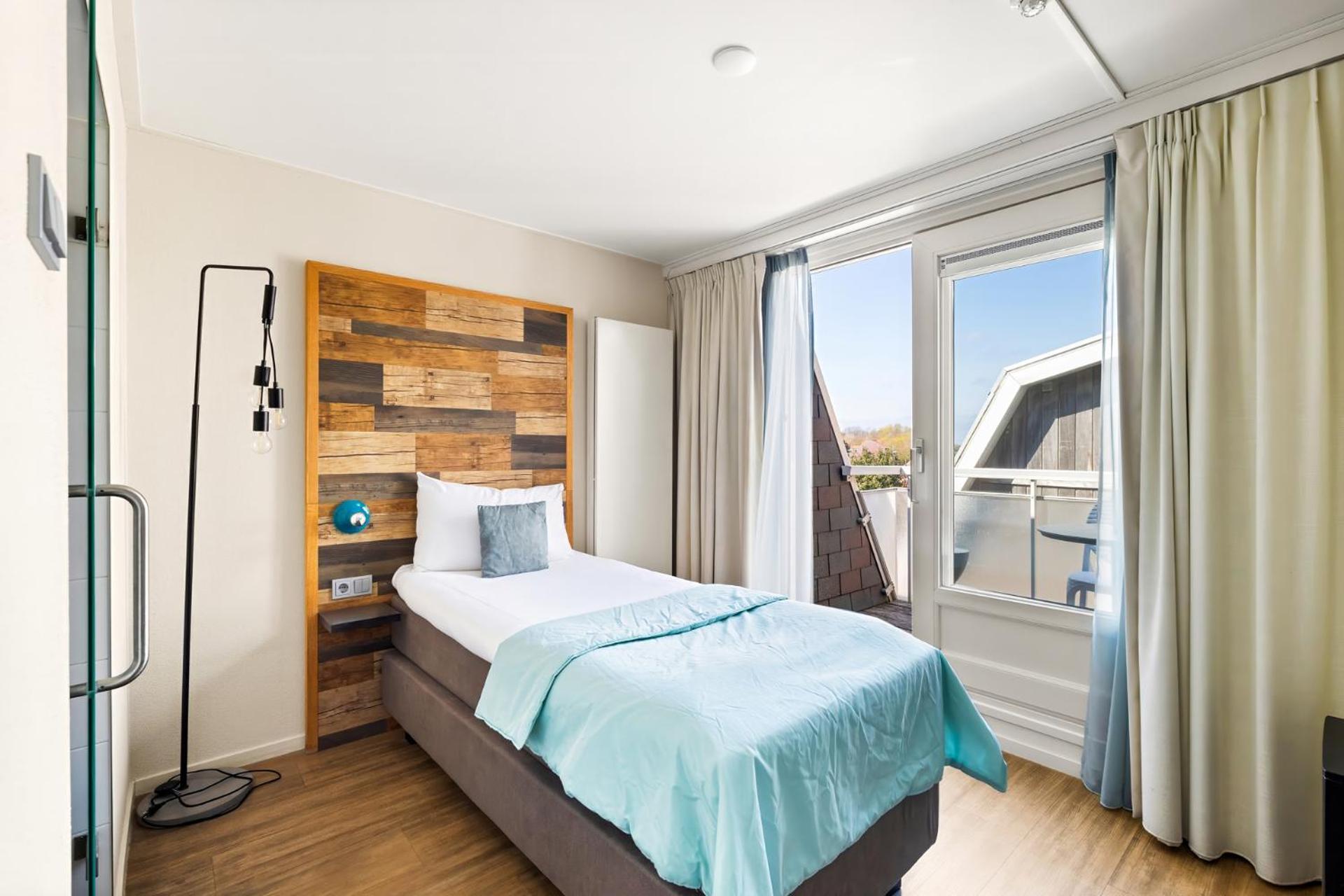 Strandhotel Заутеланде Экстерьер фото
